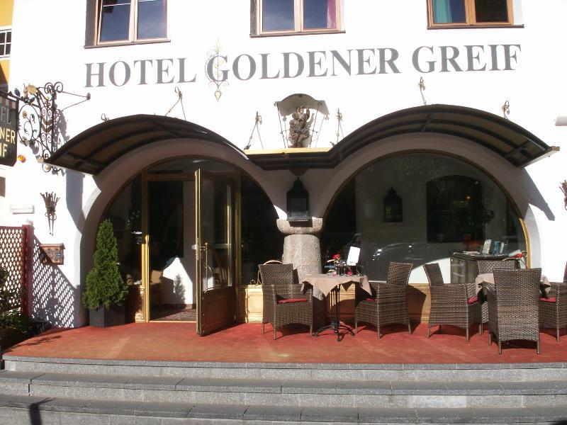 Hotel Goldener Greif Кицбюэль Экстерьер фото